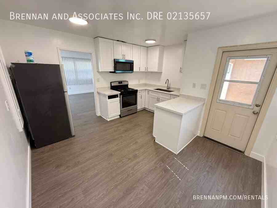 456 Davidson St #B - Photo 2 of 15
