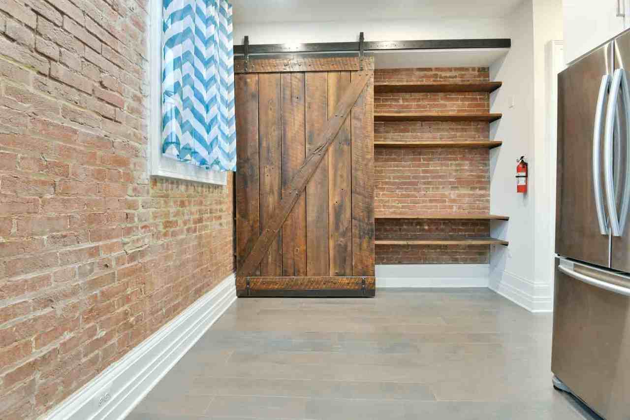901 D St Ne #6 - Photo 4 of 16