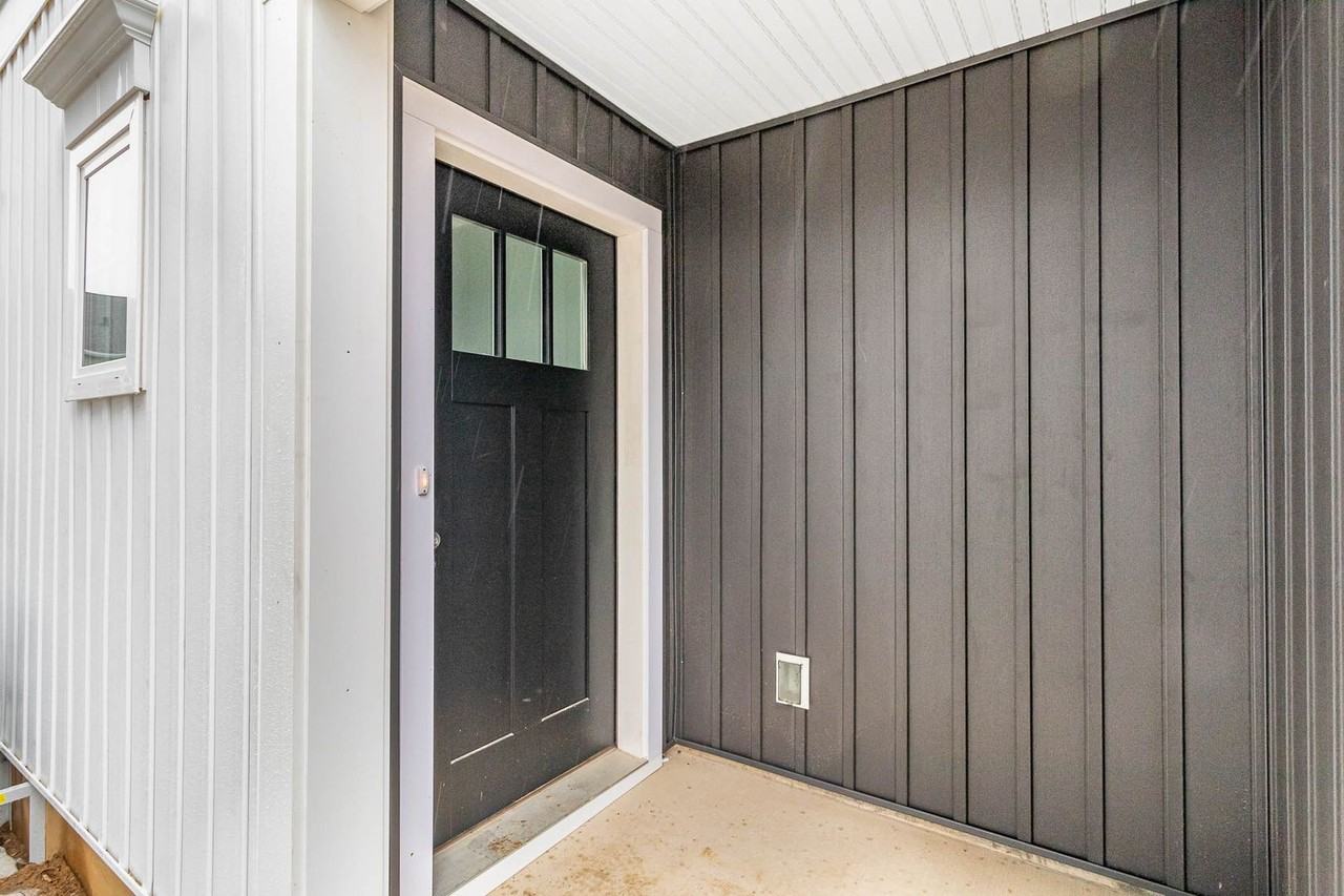 3117 Stall Ln - Photo 2 of 27