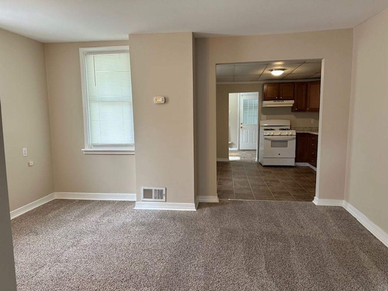 116 & 118 Market Street #116 - Photo 4 of 11
