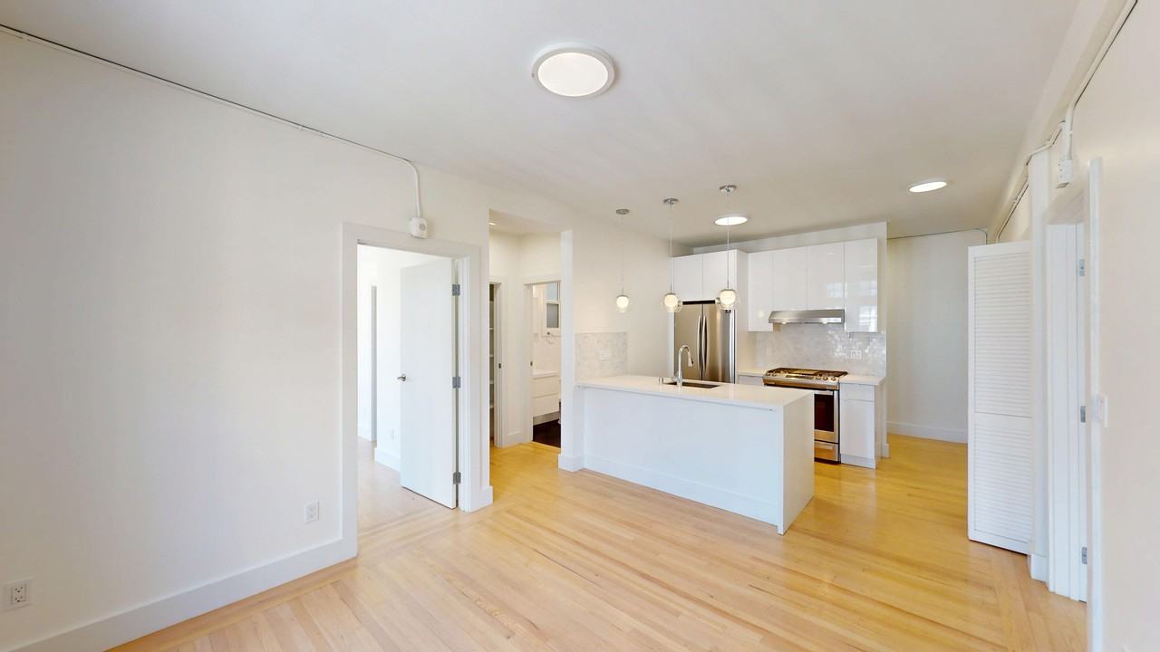 863 Sutter St #601 - Photo 2 of 16