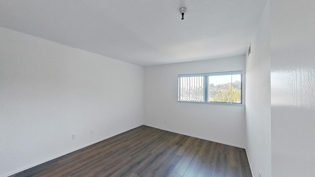 2033 Castro St #11 - Photo 6 of 9