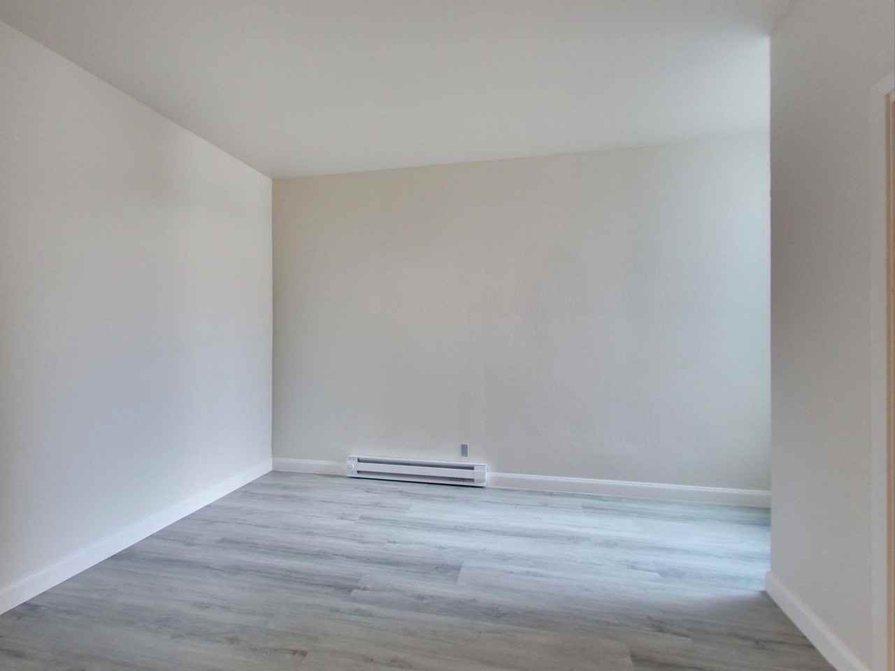 616 Hayes St #3 - Photo 6 of 19