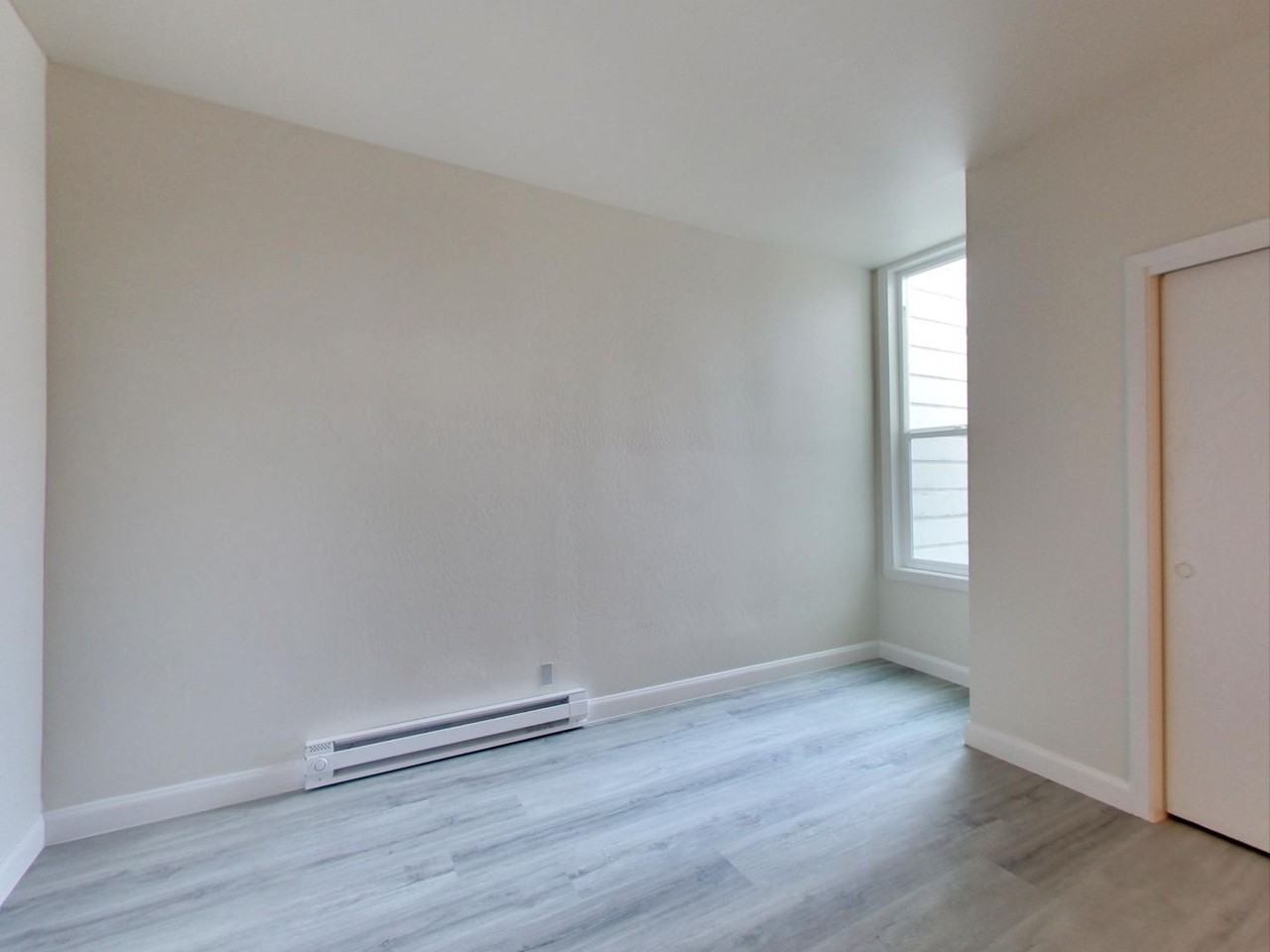 616 Hayes St #3 - Photo 7 of 19