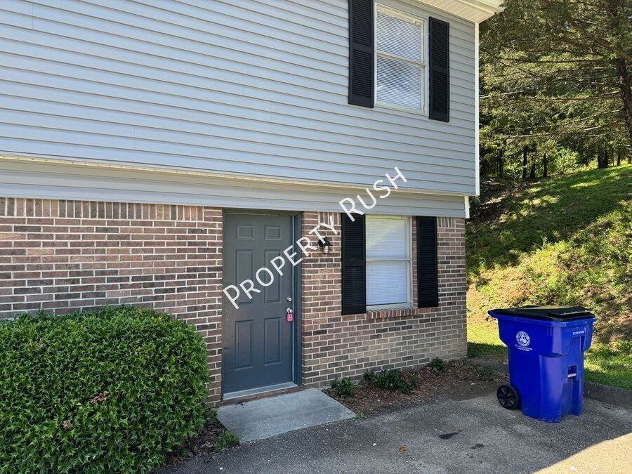 1511 Rustic Dr Nw #1511 - Photo 2 of 23