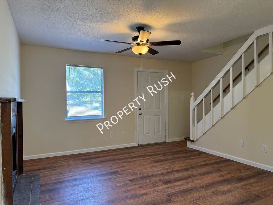 1511 Rustic Dr Nw #1511 - Photo 5 of 23