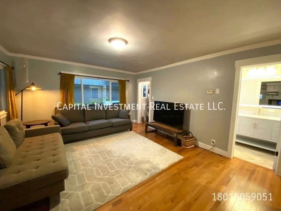 777 E Redondo Ave - Photo 6 of 20