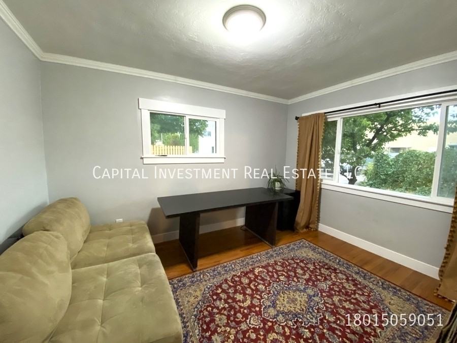 777 E Redondo Ave - Photo 7 of 20