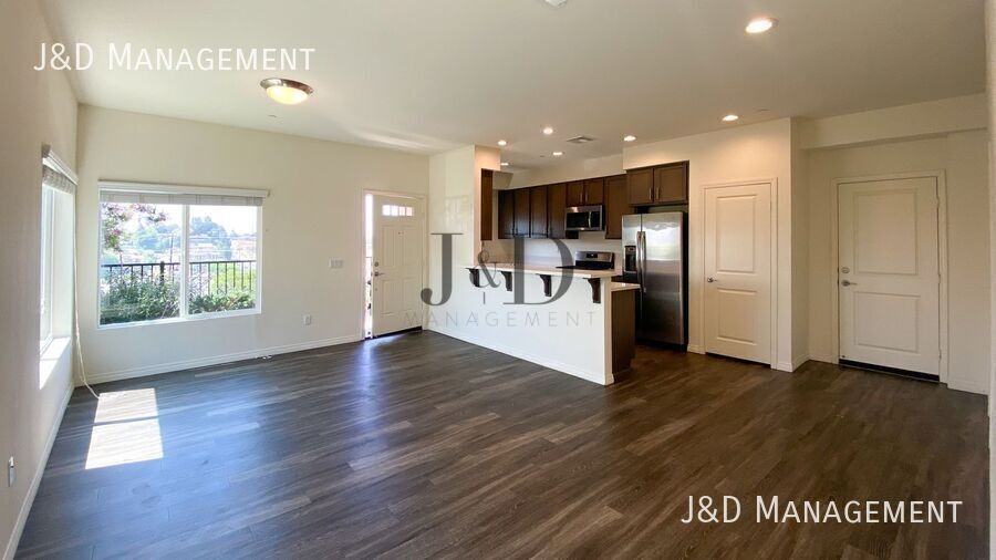 8137 Cascio Ct #102 - Photo 3 of 44