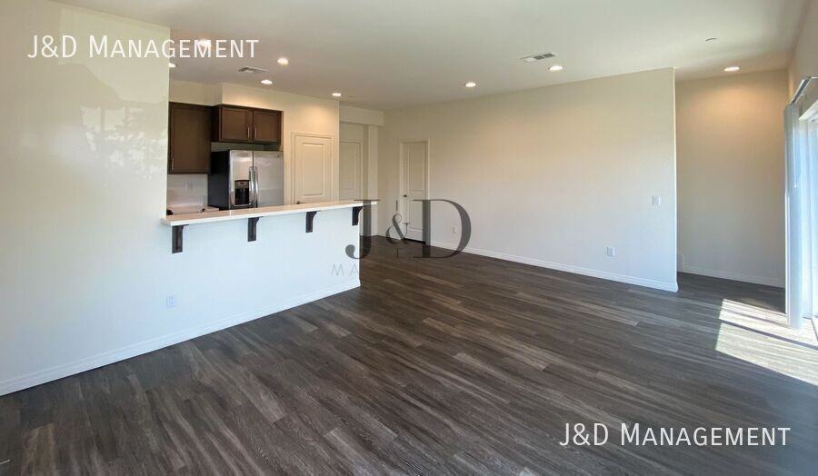 8137 Cascio Ct #102 - Photo 4 of 44