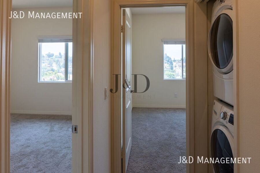 8137 Cascio Ct #102 - Photo 7 of 44