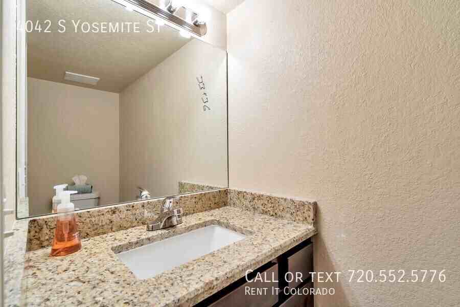 4042 S Yosemite St - Photo 5 of 16