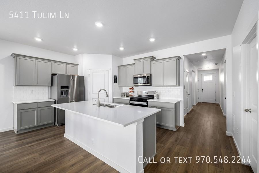 5411 Tulim Ln - Photo 3 of 33