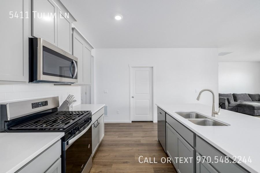 5411 Tulim Ln - Photo 4 of 33