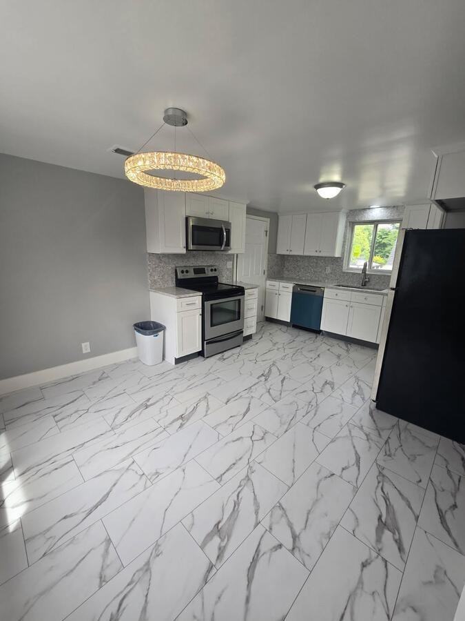 37 W Mckinley Ave - Photo 2 of 11