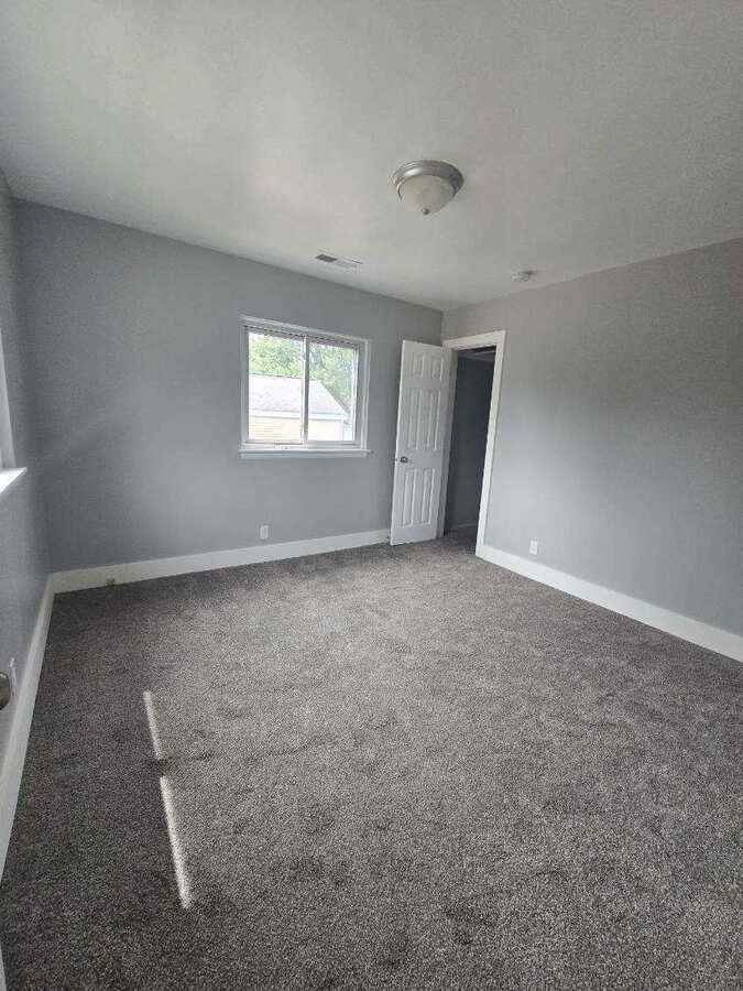 37 W Mckinley Ave - Photo 7 of 11