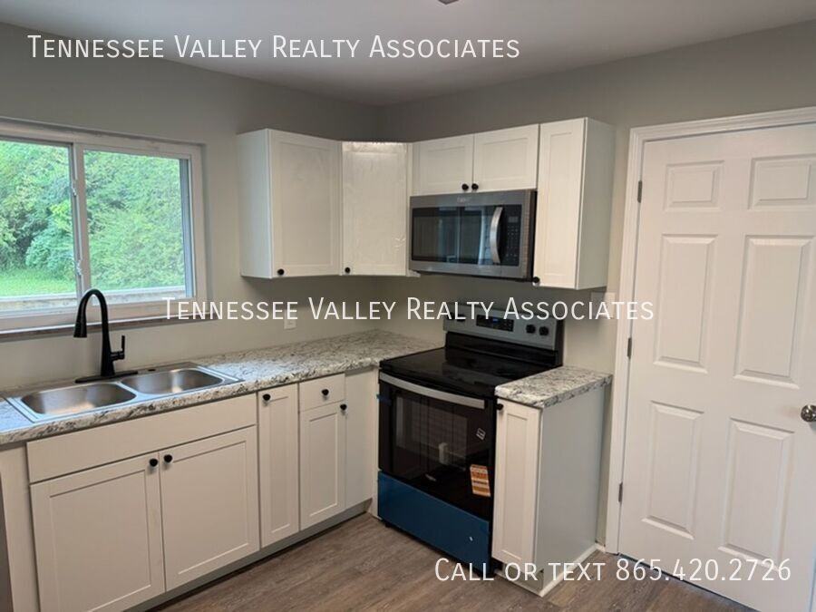 6623 Langston Dr - Photo 3 of 10