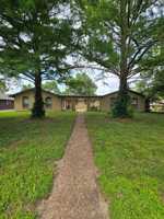 featured image of 109 Sieville Ave #101