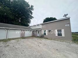 featured image of 809A E 14th St