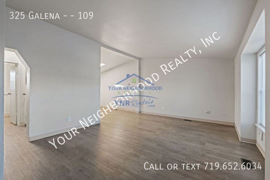 325 E Galena Ave #109 - Photo 3 of 20