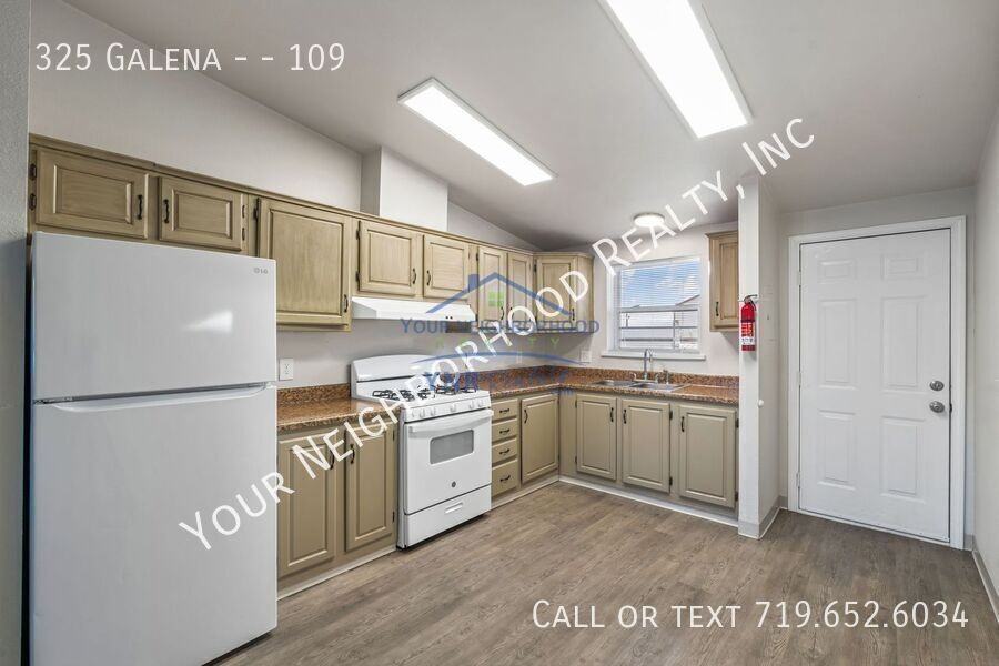 325 E Galena Ave #109 - Photo 7 of 20