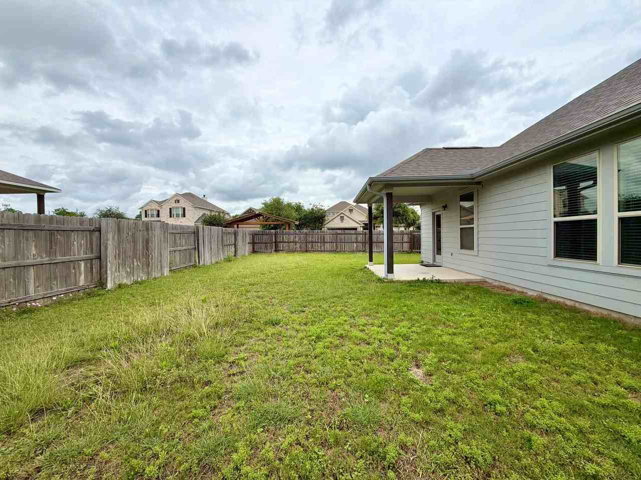 877 Centerra Hills Cir - Photo 3 of 32