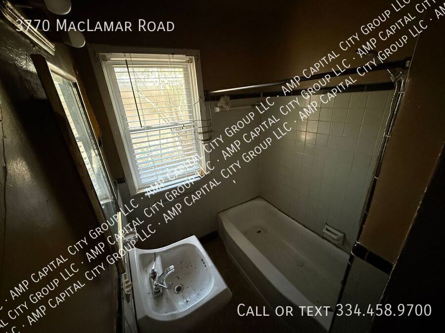 3770 Maclamar Rd - Photo 5 of 10