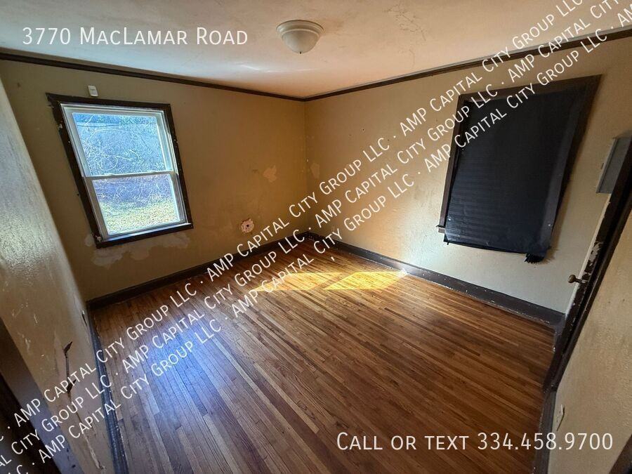 3770 Maclamar Rd - Photo 6 of 10