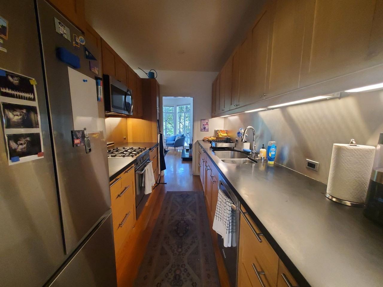 2133 Filbert St - Photo 3 of 31