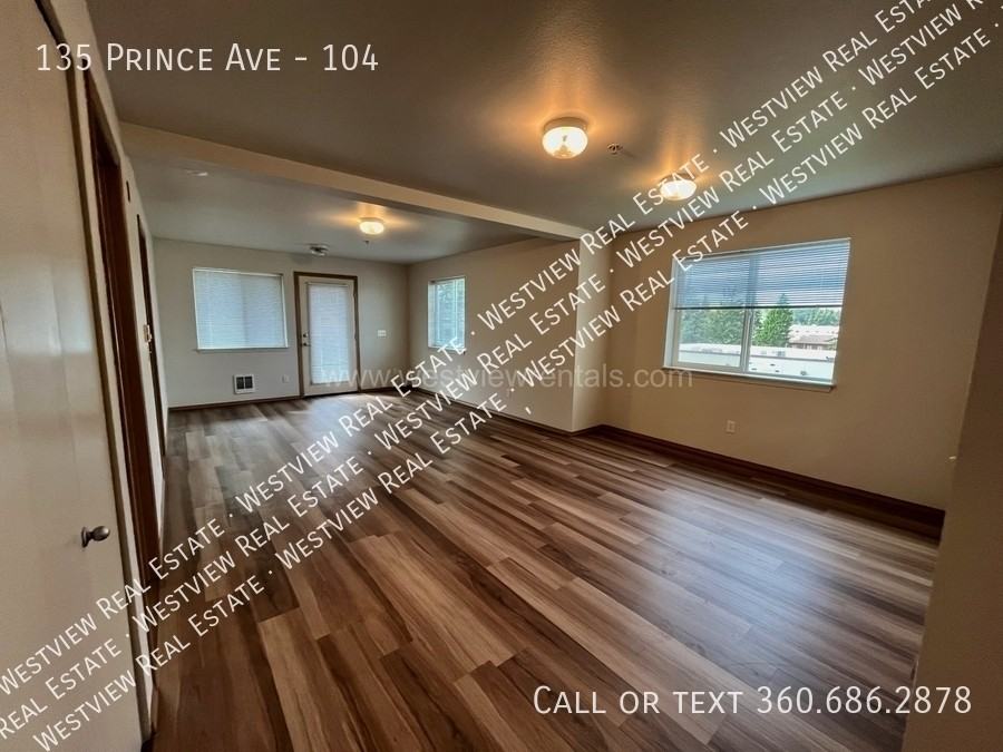 135 Prince Ave #104 - Photo 4 of 25