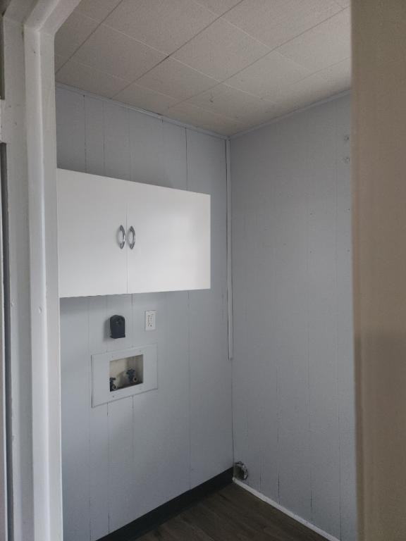 3233 176th St - Photo 5 of 7