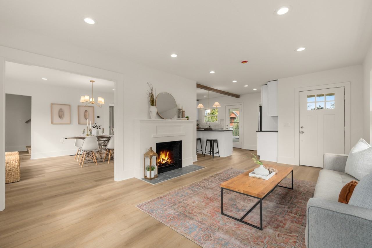 522 N 117th St #1 - Photo 4 of 29