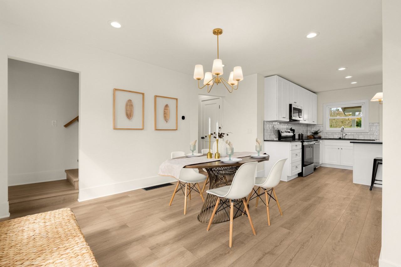 522 N 117th St #1 - Photo 6 of 29