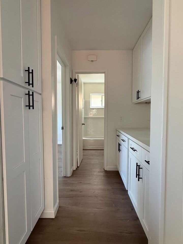McClintock Apartments - Photo 5 of 21