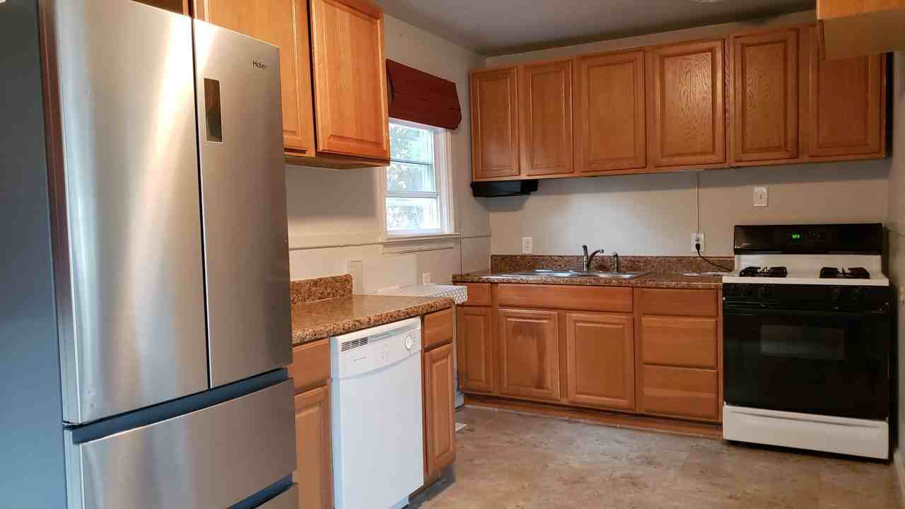 324 E Leicester Ave - Photo 4 of 17