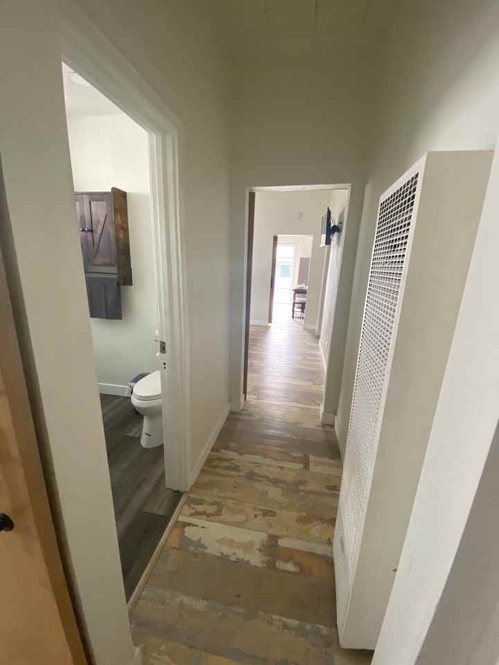 208 E 25th St #1 - Photo 4 of 14