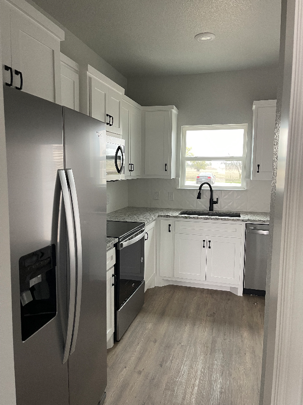 296 Antler Ridge Trl #200 - Photo 4 of 11