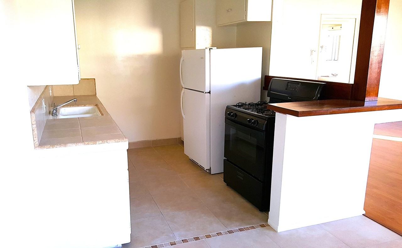 1150 Manhattan Beach Blvd #8 - Photo 7 of 15