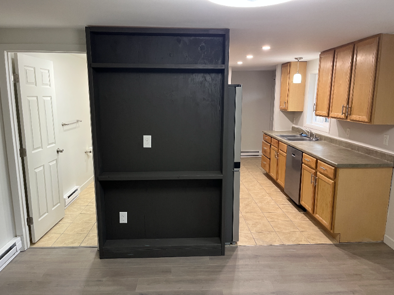 1269 S 1st St W #B - Photo 2 of 8