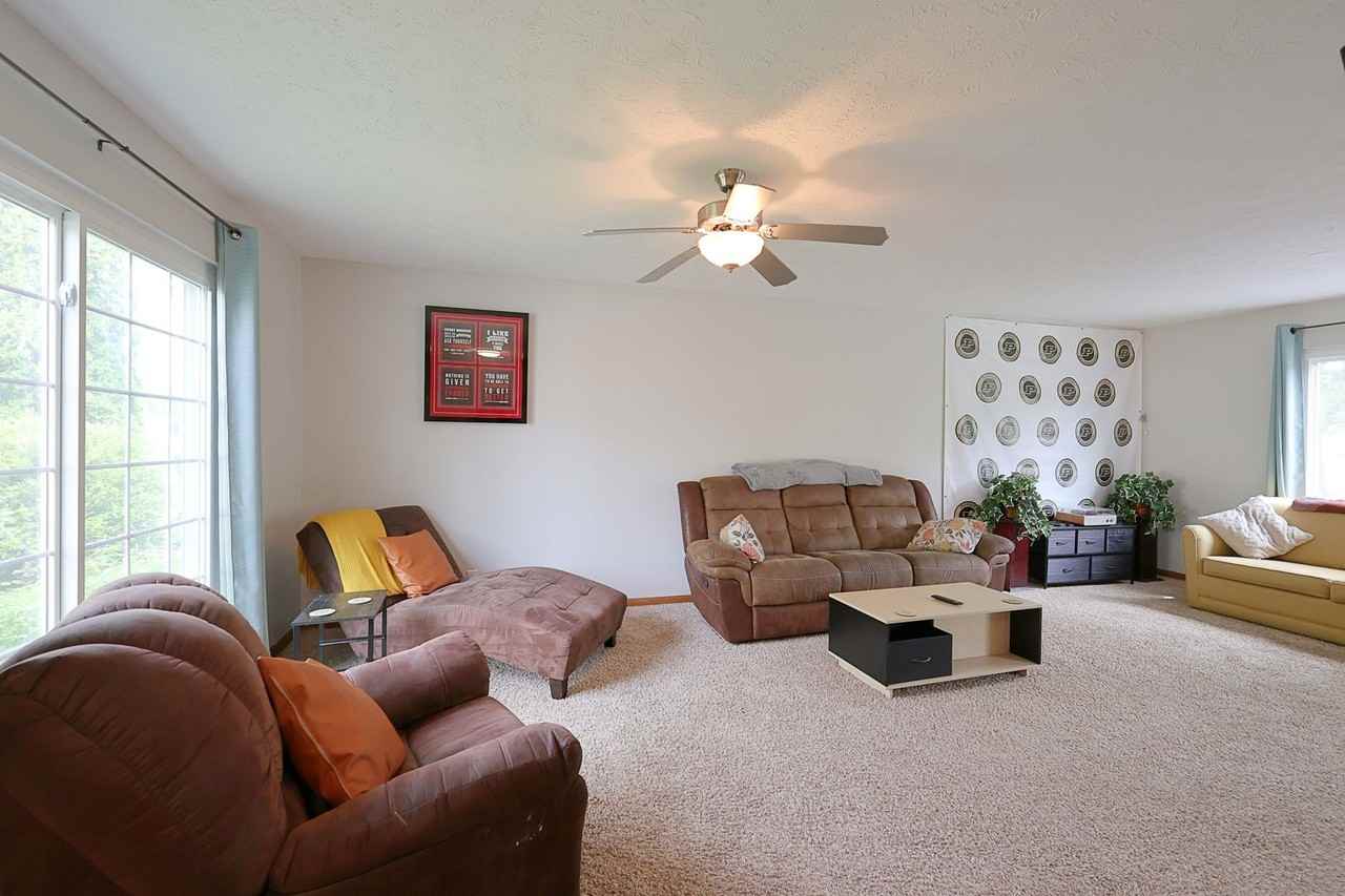 3139 Bowfield Way - Photo 4 of 27