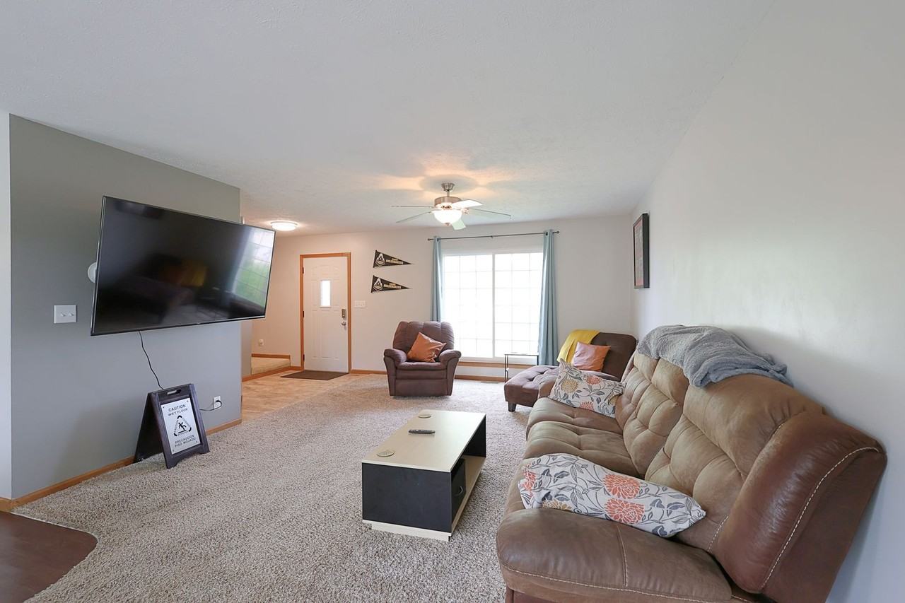 3139 Bowfield Way - Photo 6 of 27