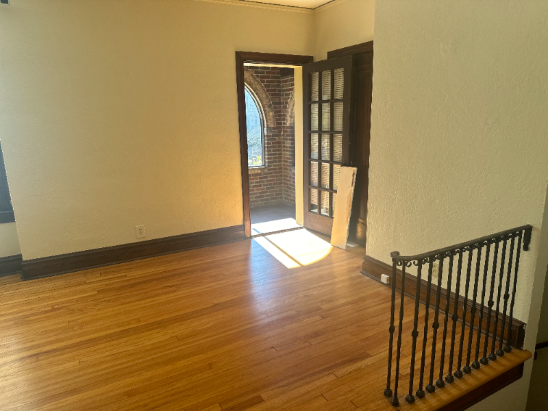 7309 Forsyth Blvd - Photo 5 of 20