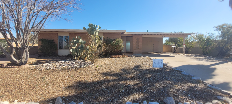 550 N Gollob Rd - Photo 2 of 13