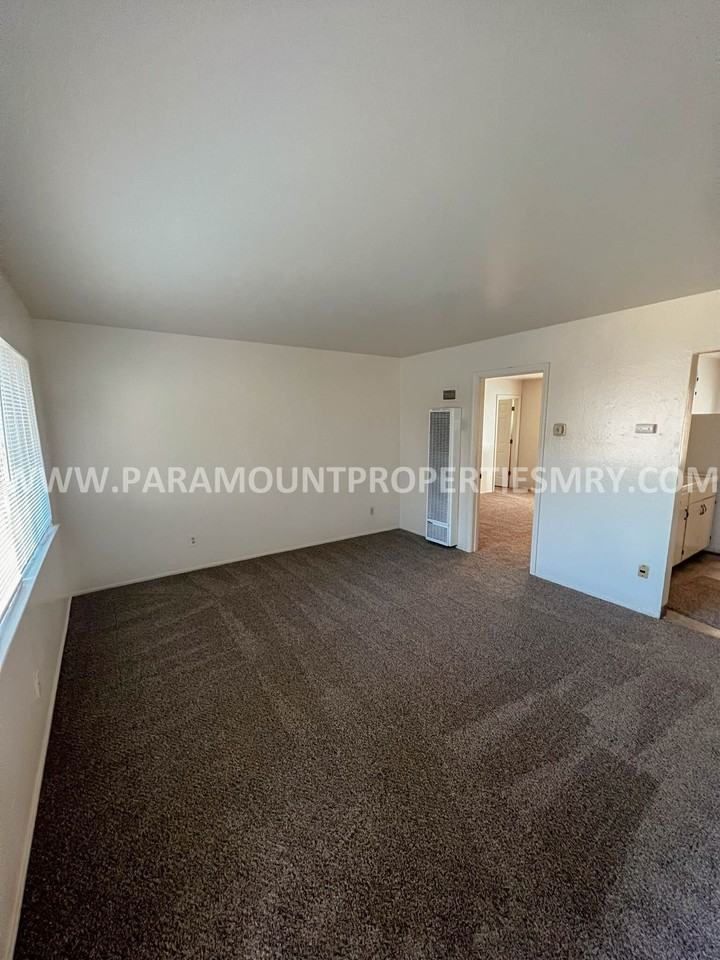 Sanborn:1010 - Photo 2 of 19