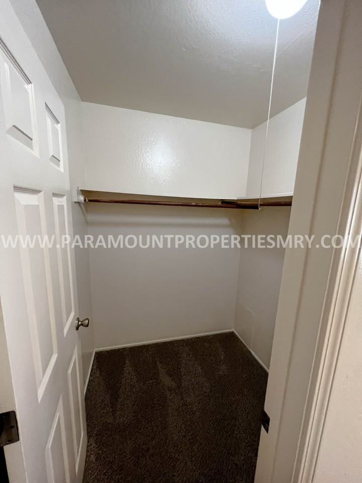 Sanborn:1010 - Photo 5 of 19