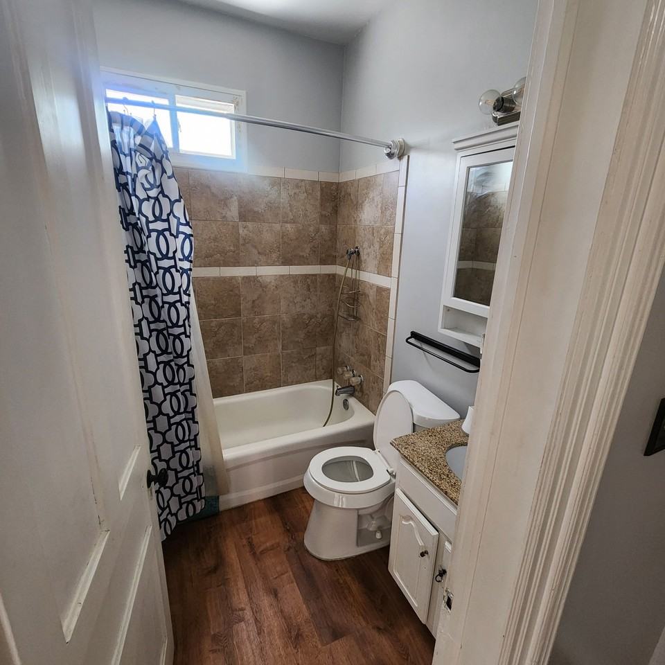678 Ridge Rd - Photo 7 of 8
