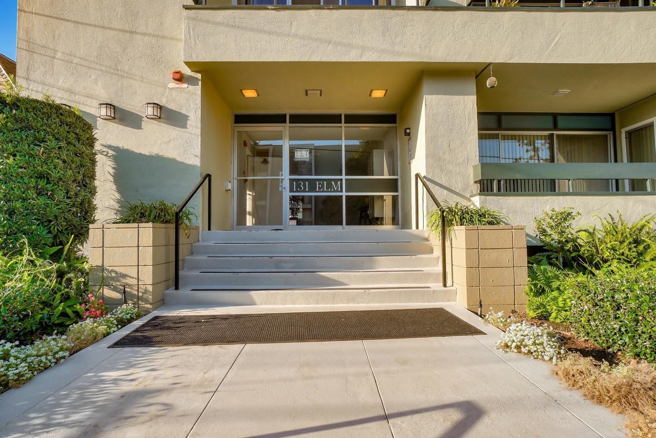 131 Elm Street - Photo 3 of 25