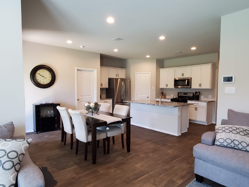 3606 Crimson Embers Ln - Photo 2 of 18