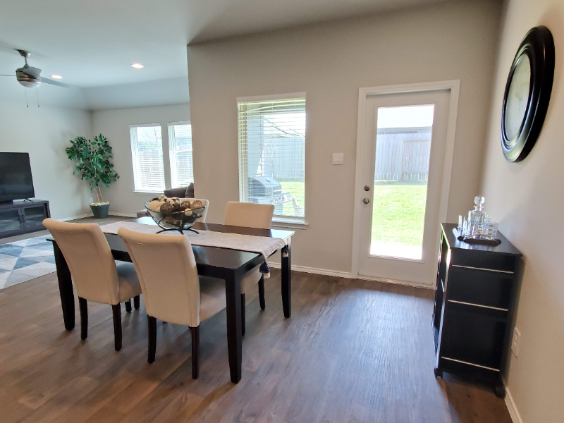 3606 Crimson Embers Ln - Photo 4 of 18