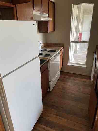 2800 Bull Run - Photo 5 of 18